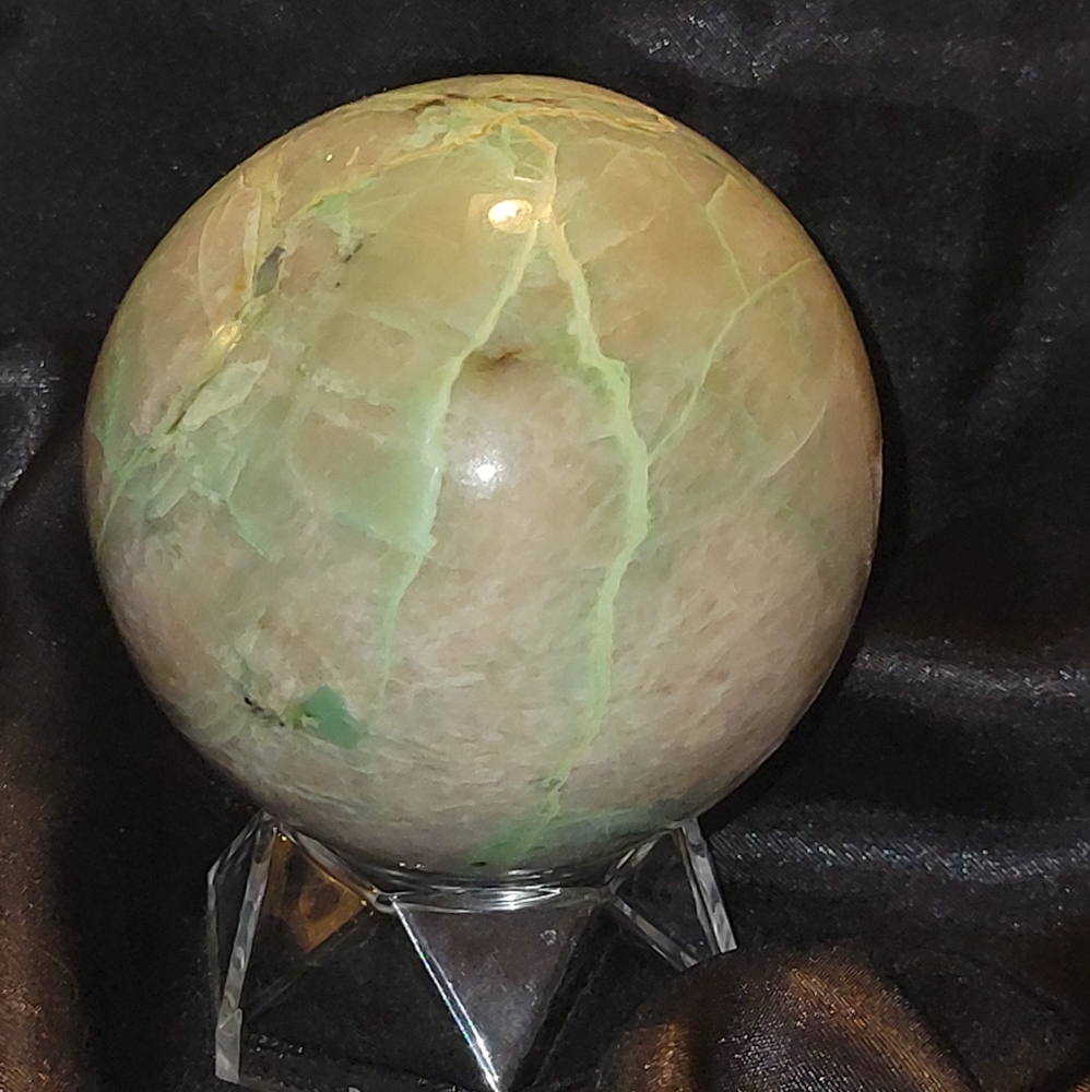 Garnierite/ Green opal sphere